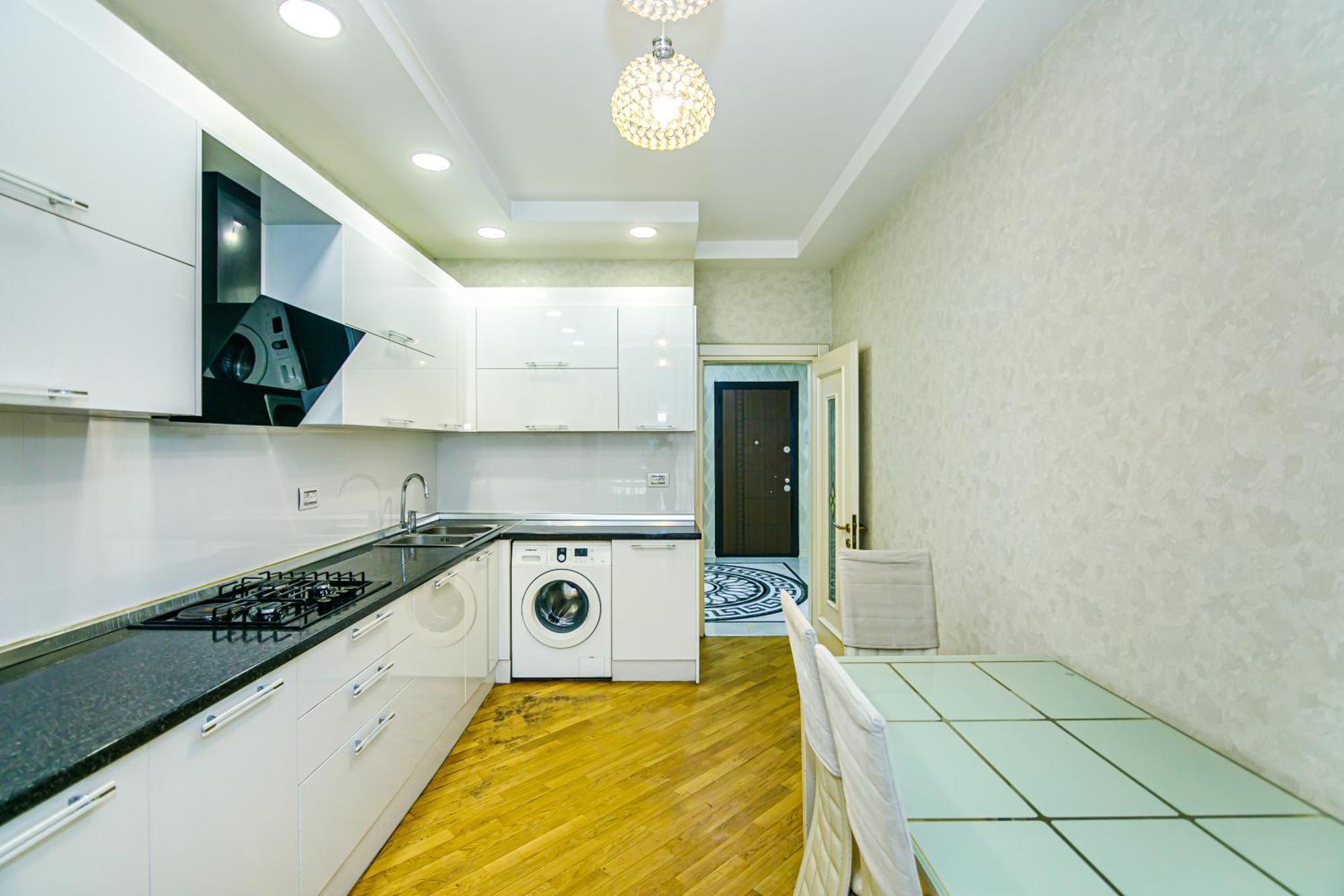 Park Azure Vip Apartment By Baku Housing Exteriör bild