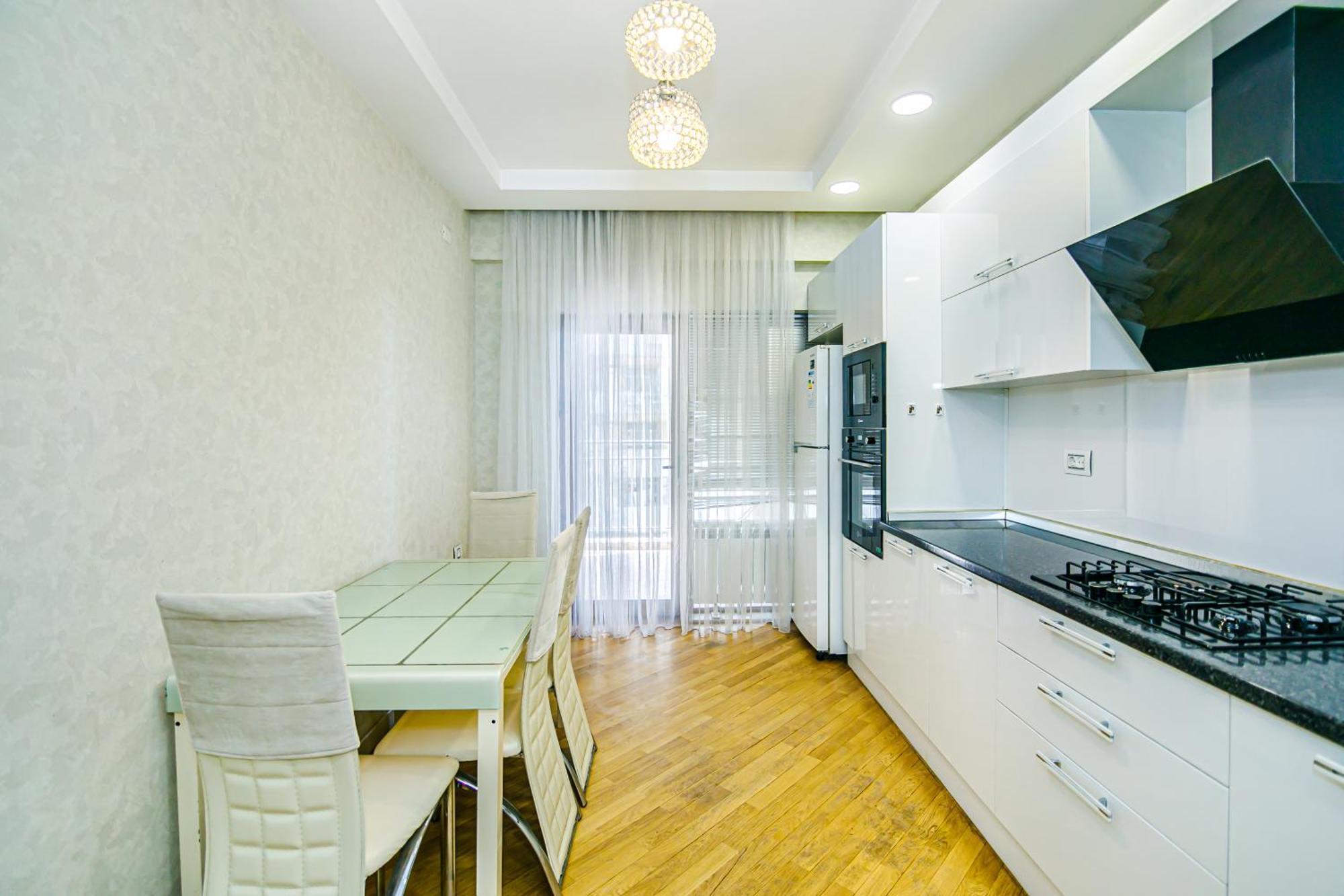 Park Azure Vip Apartment By Baku Housing Exteriör bild