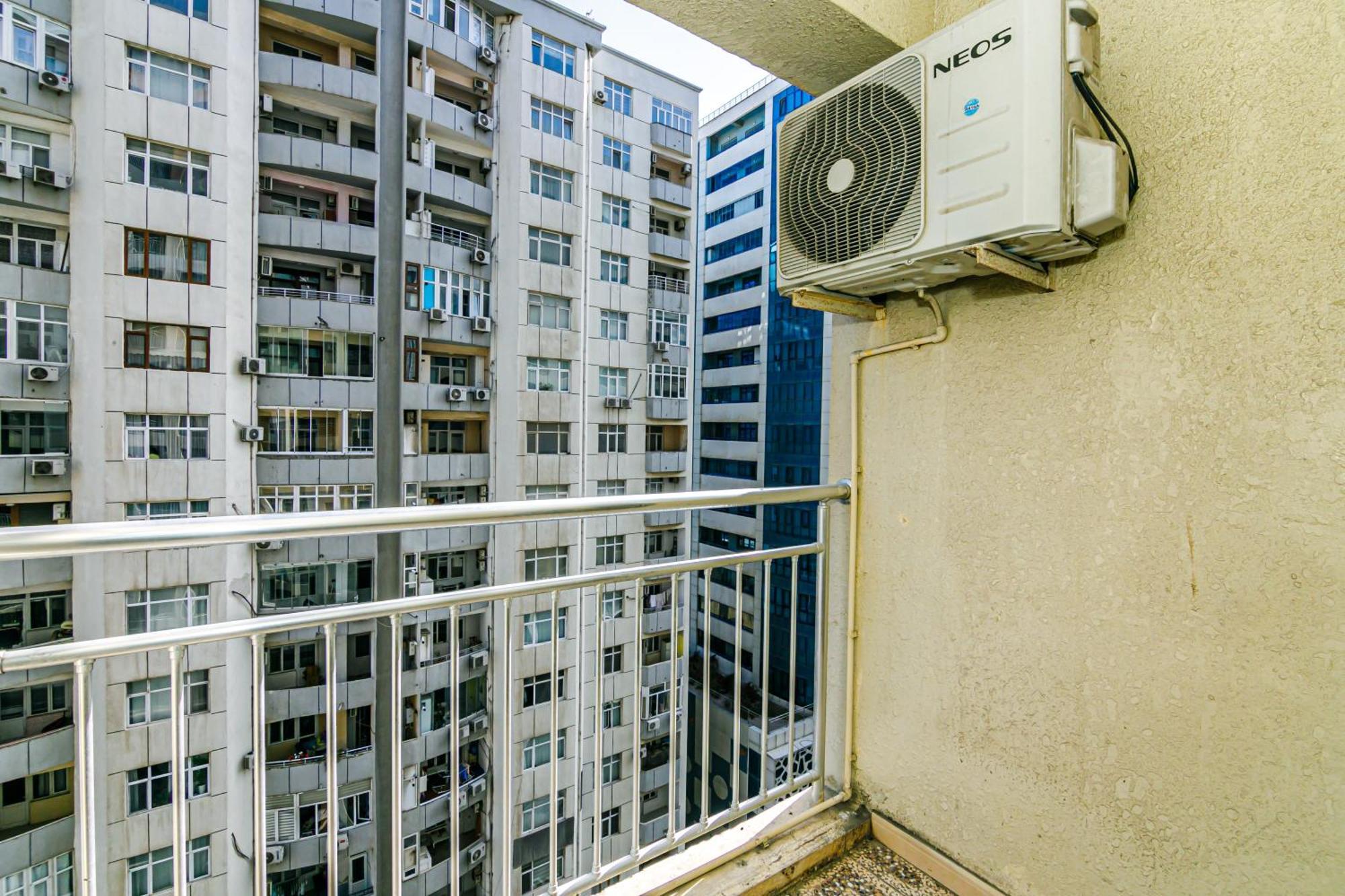 Park Azure Vip Apartment By Baku Housing Exteriör bild